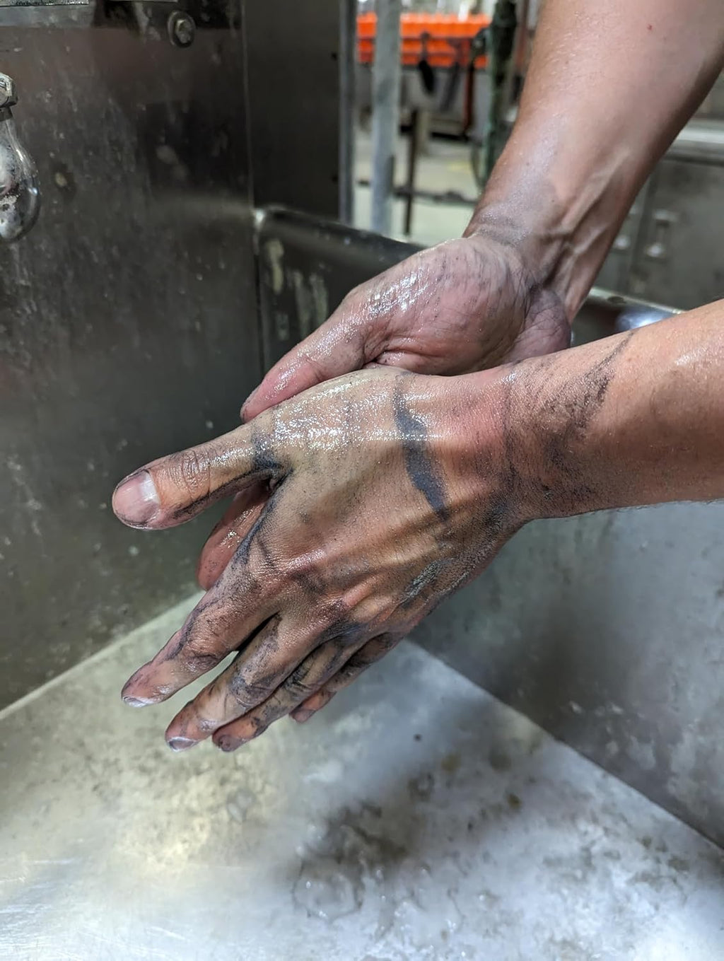 1/2 gallon Heavy Duty Hand Cleaner, Citrus Scent, Waterless Cleaner for Mechanics, Strong Grease Fighter